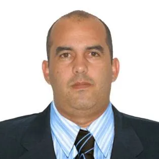 Gennadys Ferrer professional headshot image